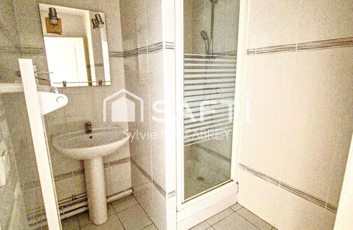MONTEREAU-FAULT-YONNE (77)  APPARTEMENT T2 EN REZ-DE-JARDIN AVEC PARKING — photo 4