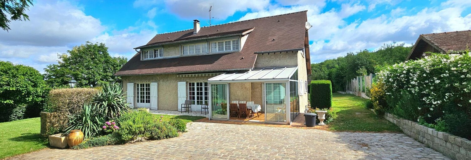 Maison 8 Pièces 182 m² à vendre à Villiers-Saint-Frédéric (78640)