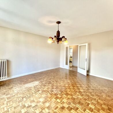 Appartement 4 pièces 162180 €