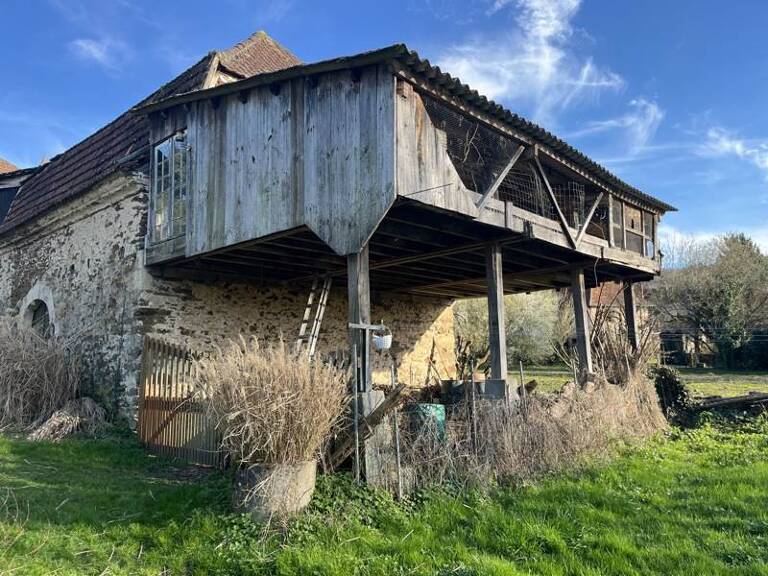 Grange de 2 pièces principales — photo 1
