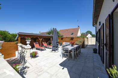 Maison 6 pièces 530400 €