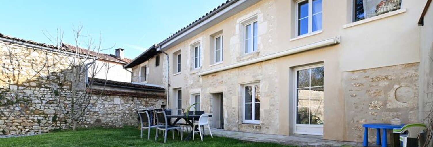 Maison 5 Pièces 140 m² à vendre à La Rochefoucauld-en-Angoumois (16110)