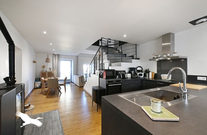Maison de ville de 5 pièces principales — photo 2