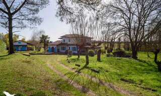 Maison 6 Pièces 183 m² à vendre à Carcarès-Sainte-Croix (40400)