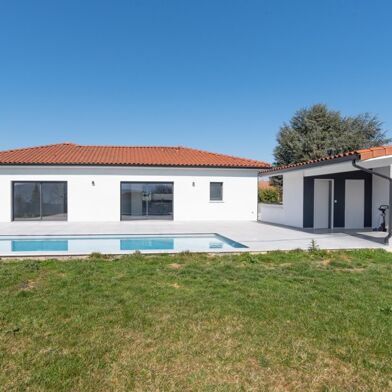 Maison 4 pièces 415000 €