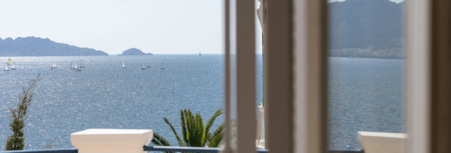 Maison 12 Pièces 377 m² à vendre à Marseille 7 (13007)