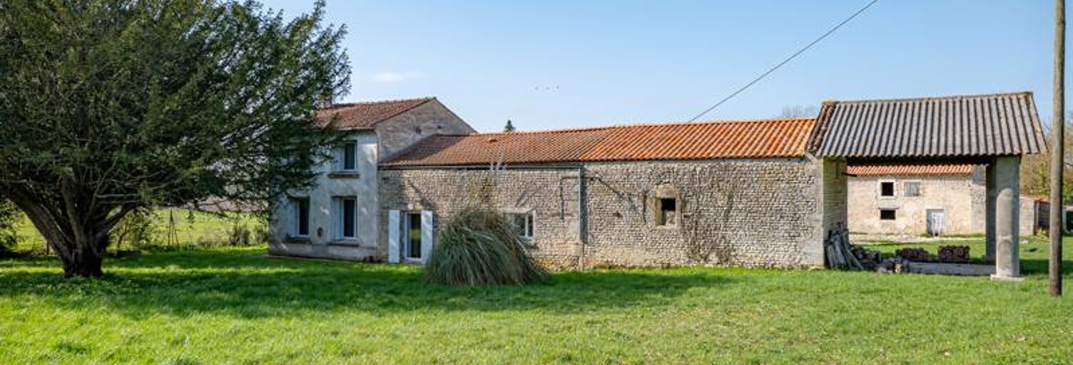 Maison 4 Pièces 102 m² à vendre à Varaize (17400)