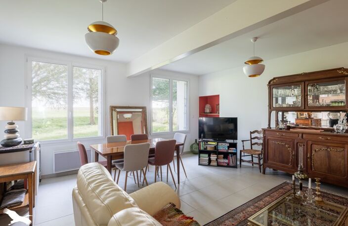 Maison en pierre de 4 pièces principales — photo 2