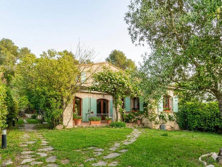 Villa de 7 pièces principales — photo 1