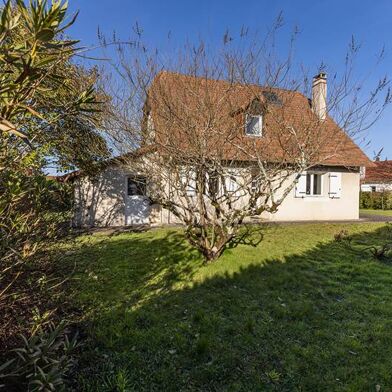 Maison 4 pièces 324632 €