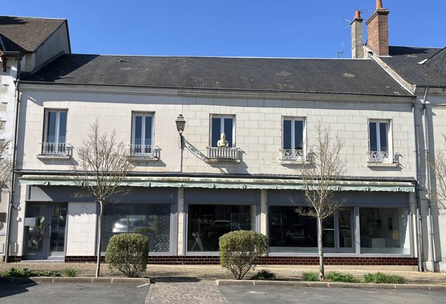 Vente immeuble   Valençay (36600) — photo 1