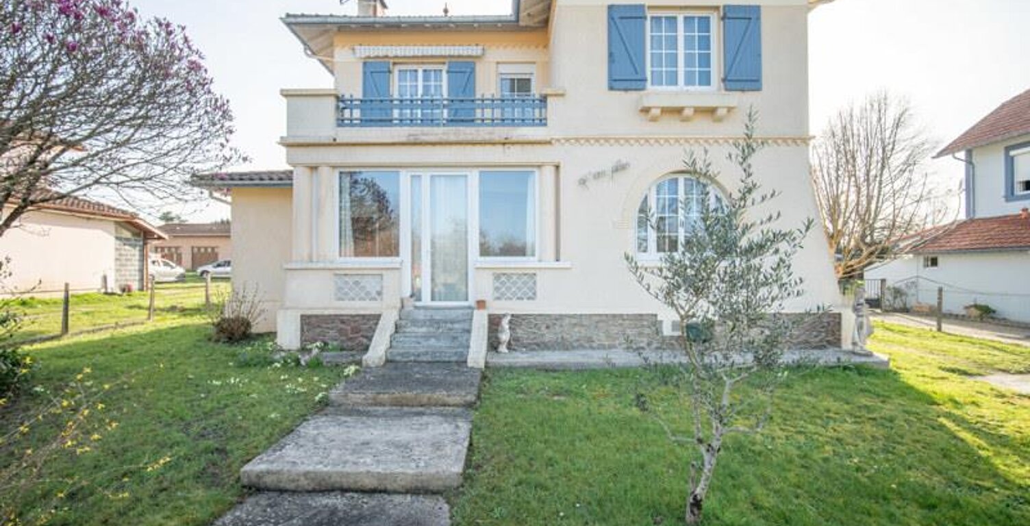 Maison de bourg de 5 pièces principales — photo 1