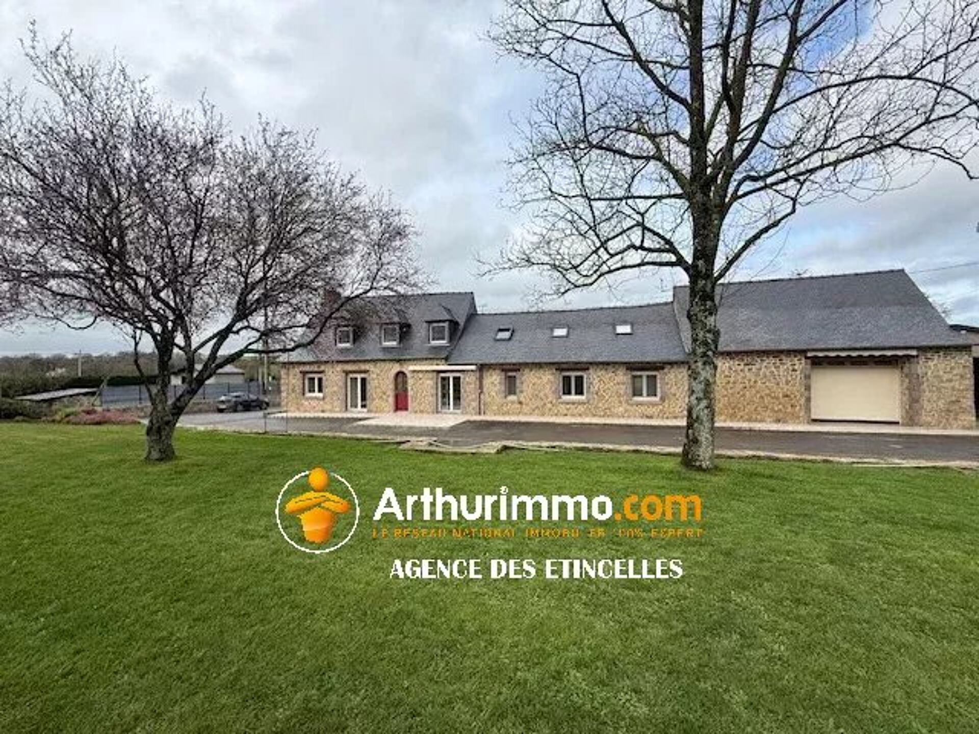 Maison 6 pièces 140 m² · à Retiers · 140 m² · 297 000 €