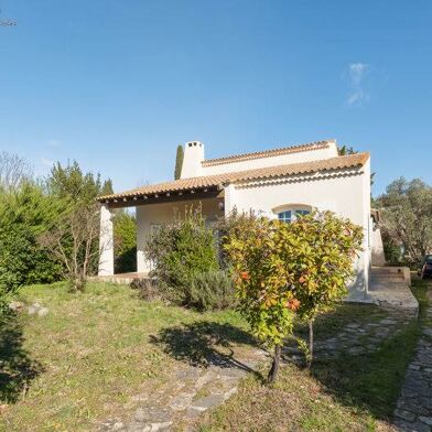 Maison 5 pièces 599732 €