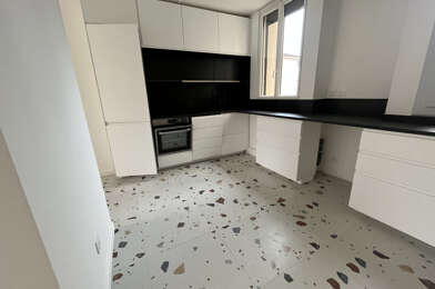 Appartement 3 pièces 1100 €