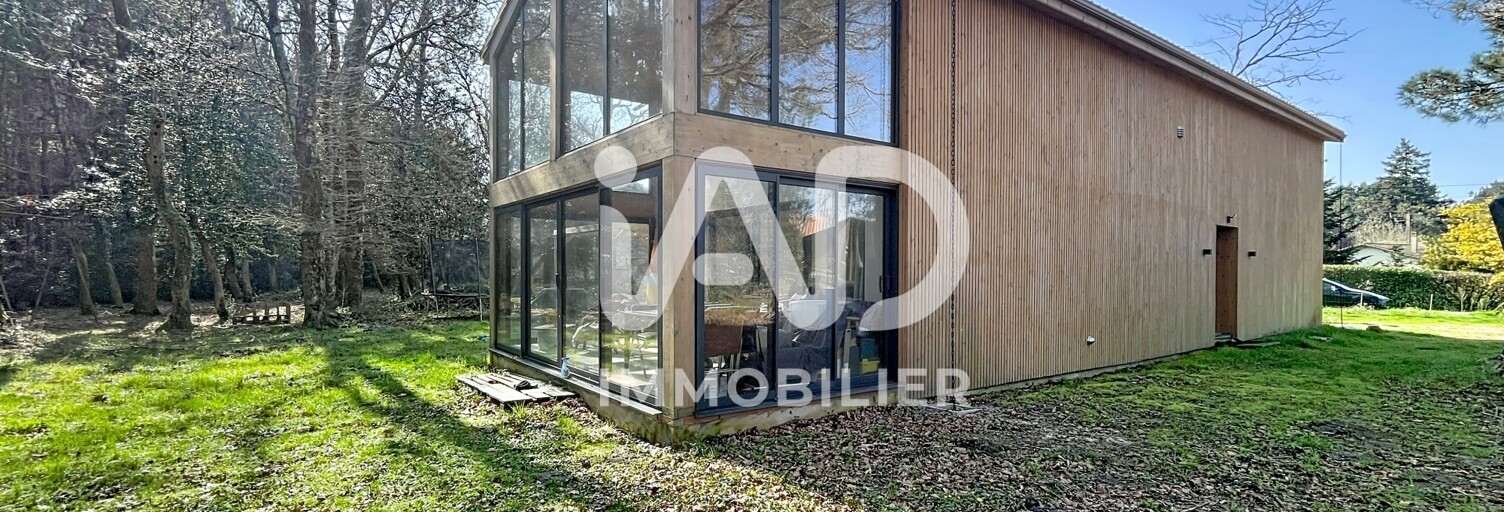 Maison 5 Pièces 109 m² à vendre à Vensac (33590)