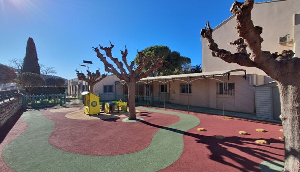 Immeuble  à vendre Castellet (Le) 83330