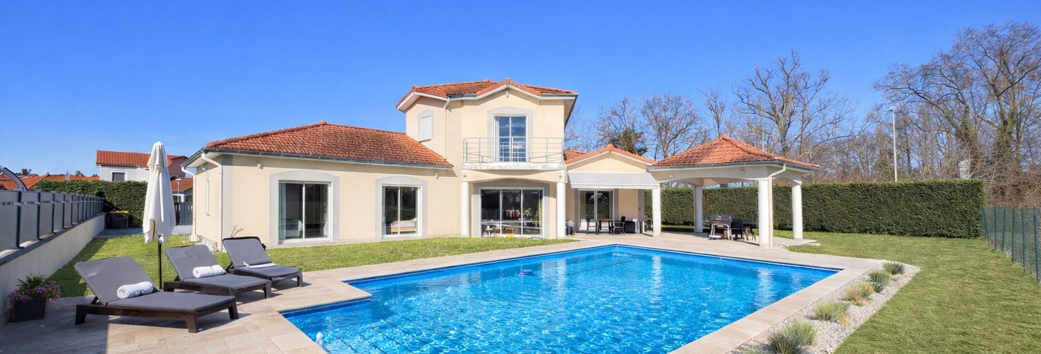 Maison 7 Pièces 200 m² à vendre à Riorges (42153)