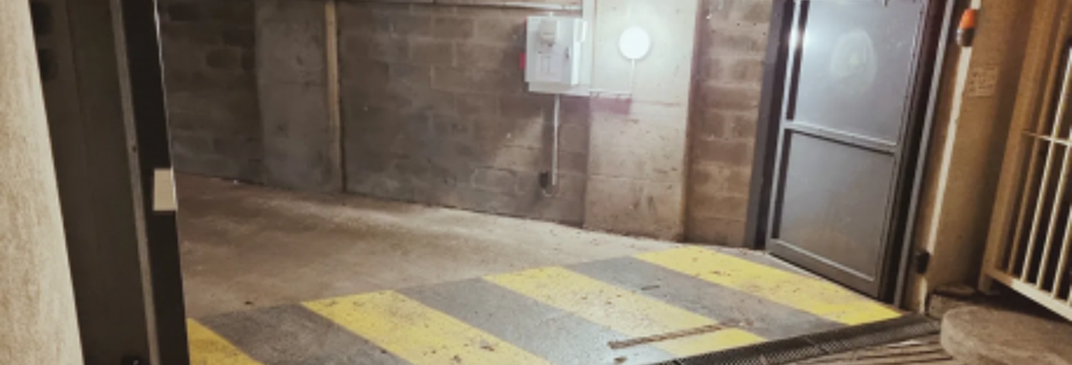 Garage  24 m² à vendre à Paris 10 (75010)