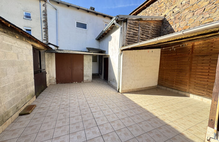 Immeuble comprenant local commercial — photo 3