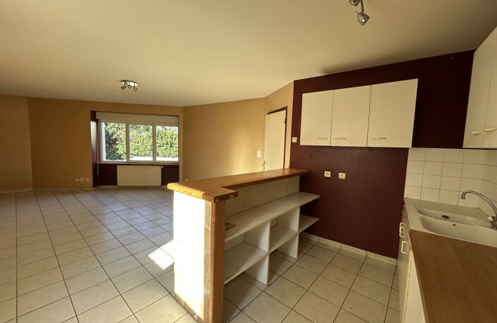 Une maison d'habitation sur trois niveaux 42590 — photo 4