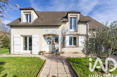 Maison 8 pièces 349900 €