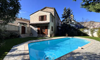 Maison 7 Pièces 186 m² à vendre à Saint-Martin-du-Var (06670)