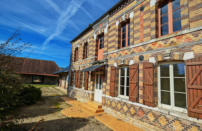 Corps de ferme de caractère   Fort potentiel   4 410 m2 — photo 2