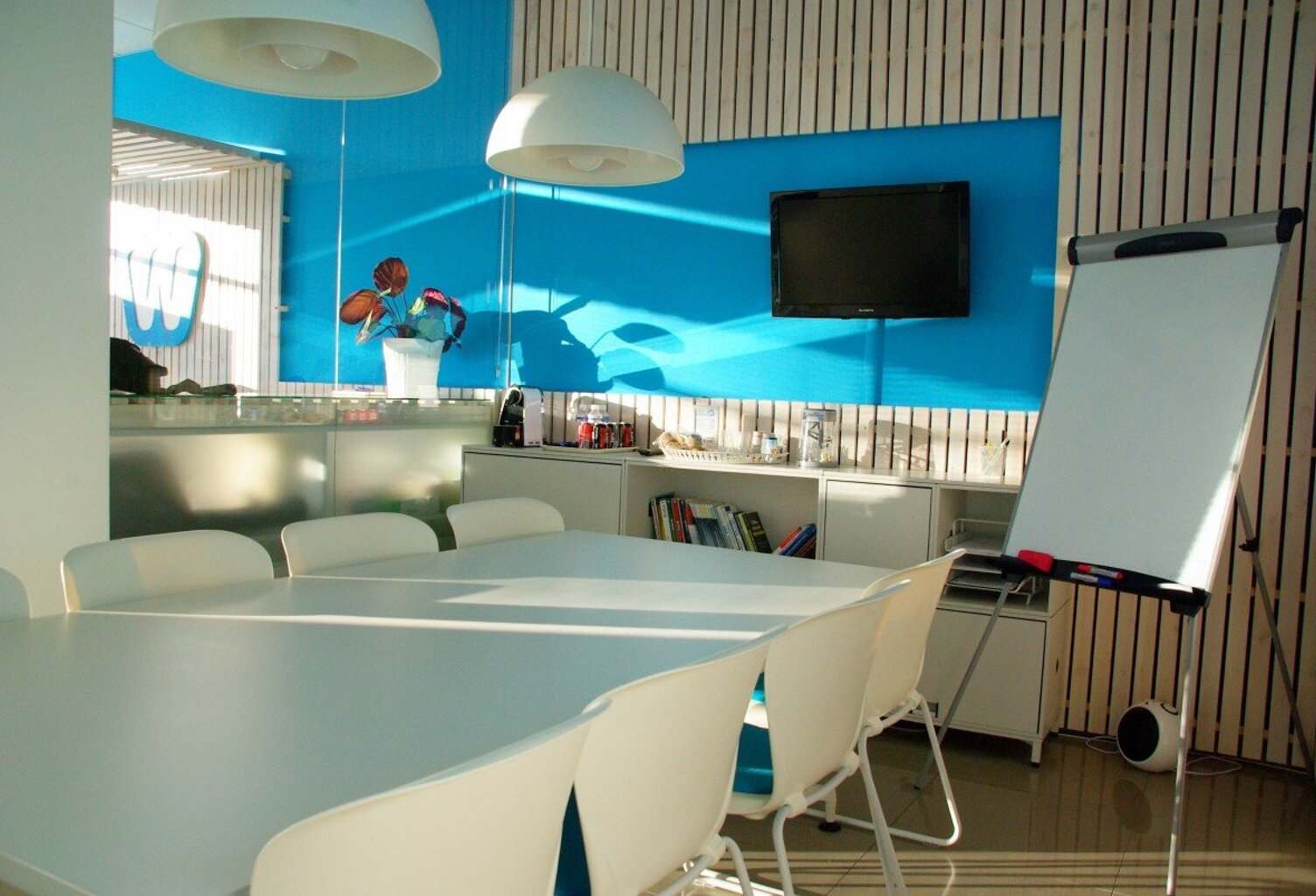 Bureau — photo 1