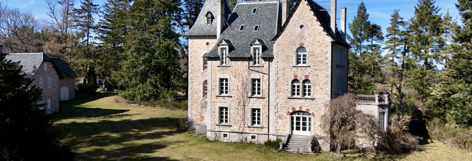 Maison 21 Pièces 550 m² à vendre à Albaret-Sainte-Marie (48200)