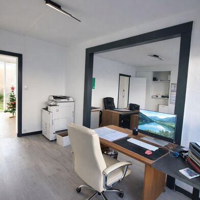 Commerce  114500 €