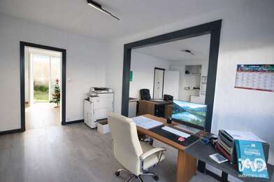 Commerce  114500 €