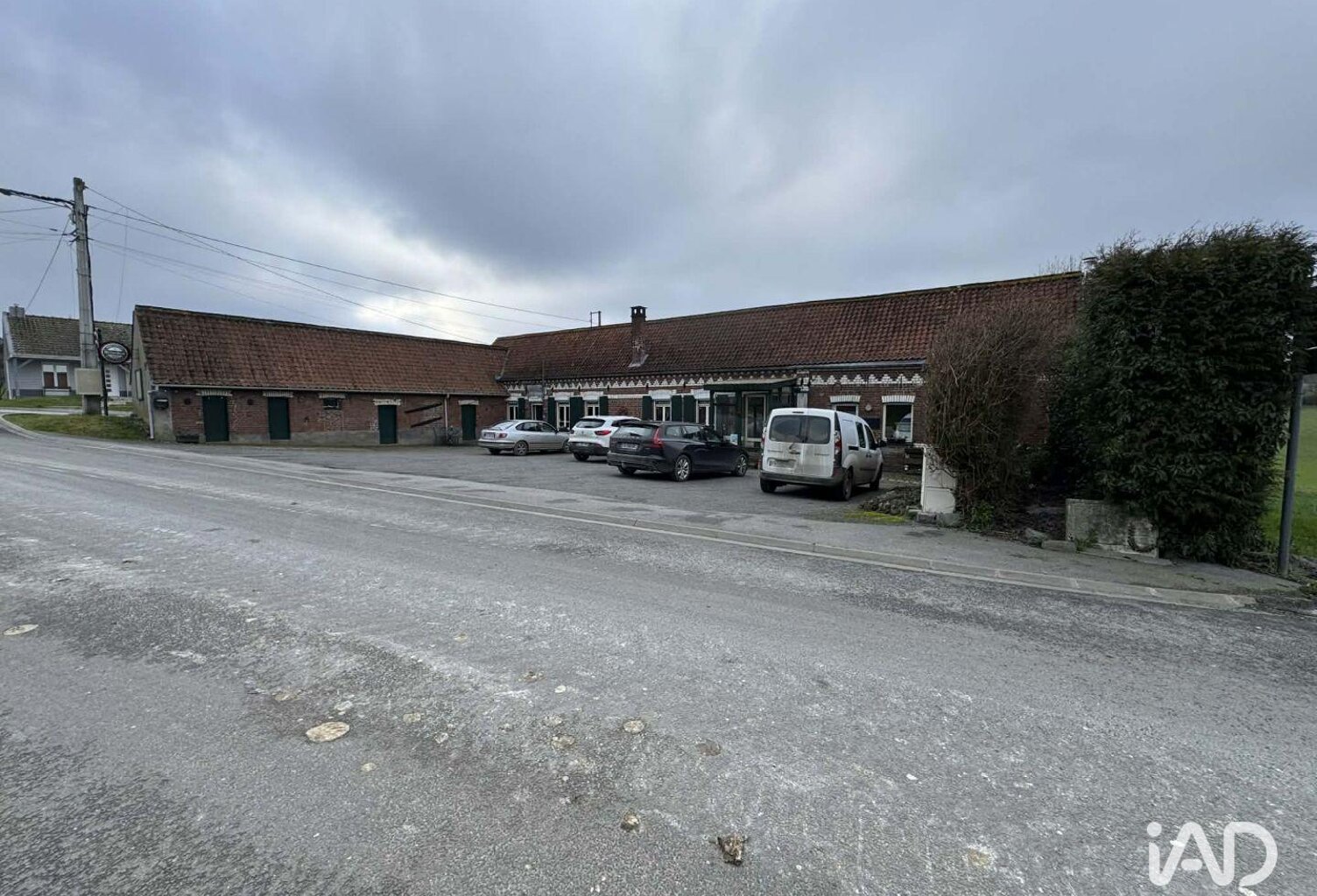 Vente Murs commerciaux 195 m&sup2; — photo 1