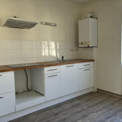 Appartement 3 pièces 650 €
