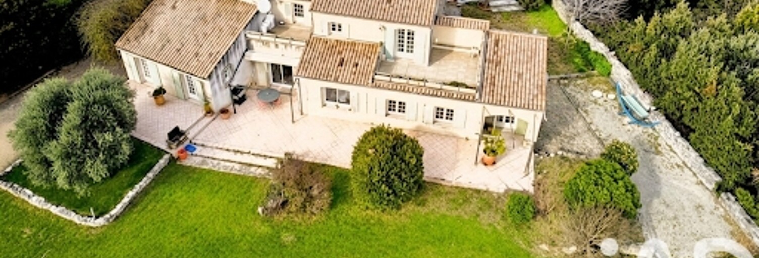 Maison 8 Pièces 199 m² à vendre à Bourg-Saint-Andéol (07700)