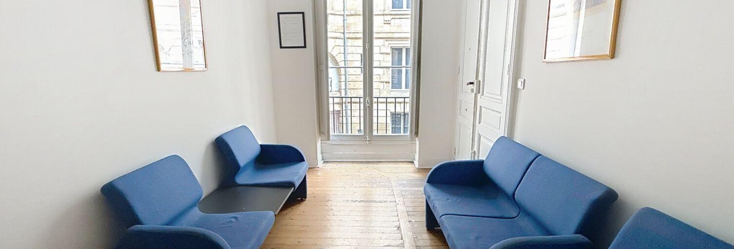 Bureau  150 m² à louer à Bordeaux (33000)