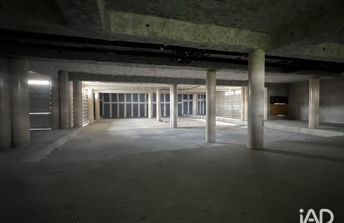 Location Local d'activités 968 m&sup2; — photo 5
