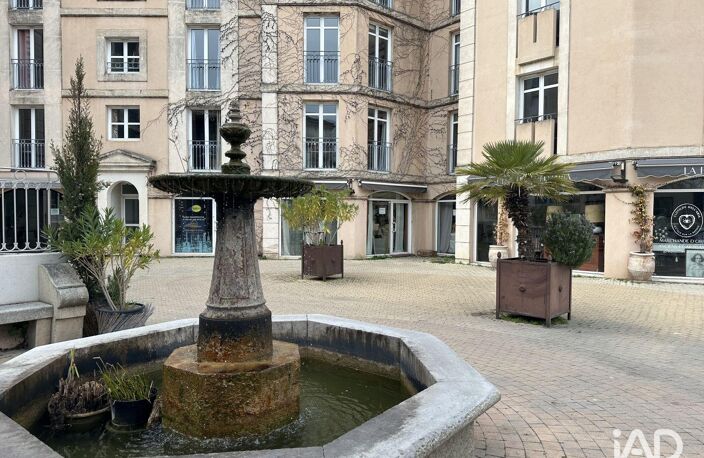 Vente Boutique/Local commercial 135 m&sup2; — photo 2
