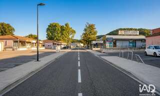 Commerce  39 m² à vendre à Auriol (13390)