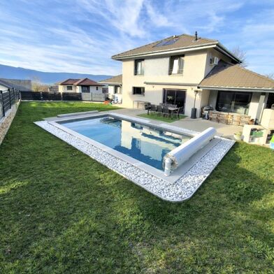 Maison 6 pièces 869000 €