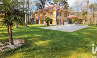 Maison 8 Pièces 259 m² à vendre à Gex (01170)