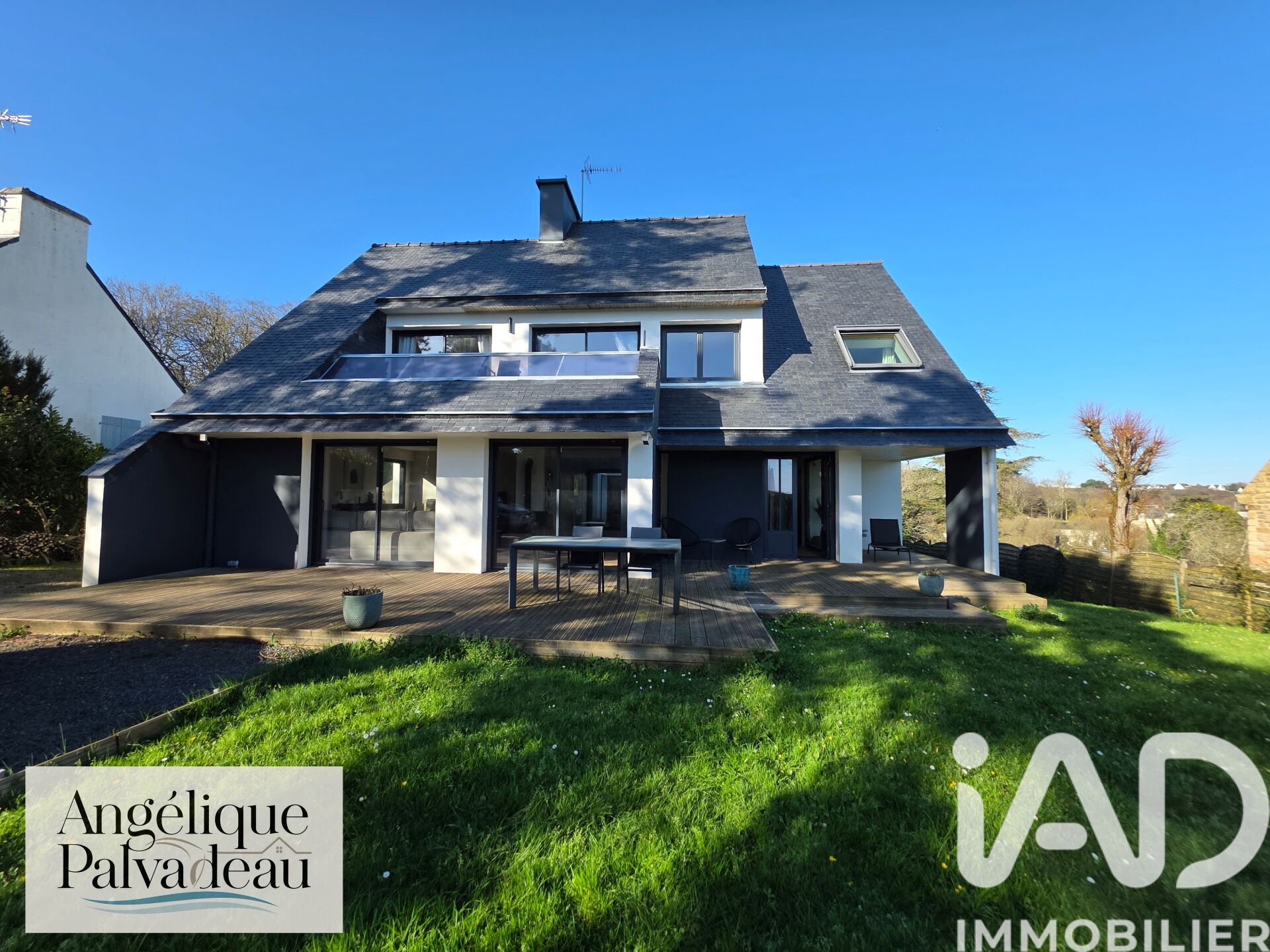 Clohars-Carnoet - 242m² - 8p. - 6ch.