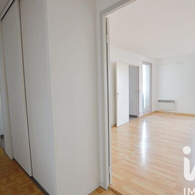 Appartement 3 pièces 215000 €