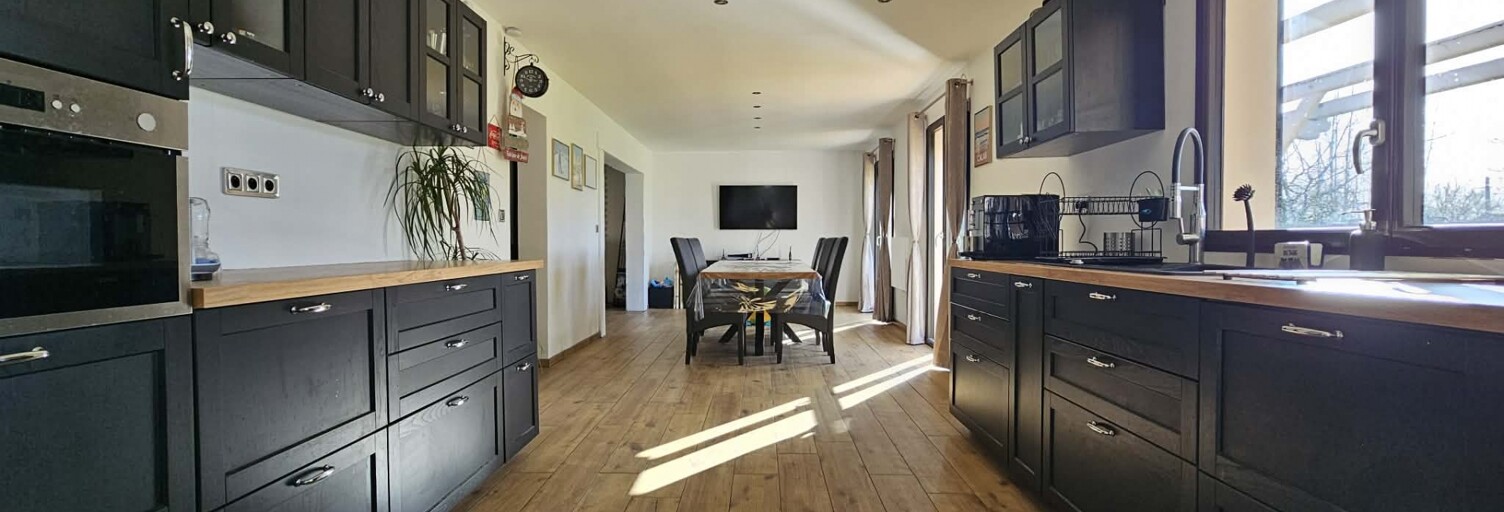 Maison 6 Pièces 138 m² à vendre à Merville (59660)