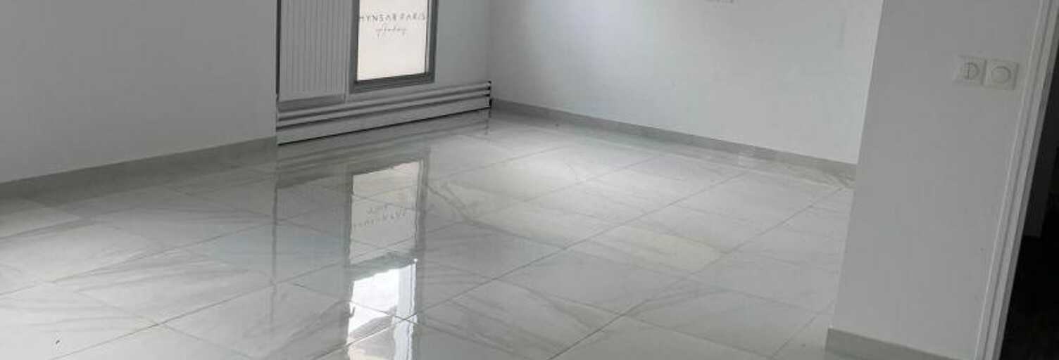 Bureau  118 m² à vendre à Pontoise (95000)