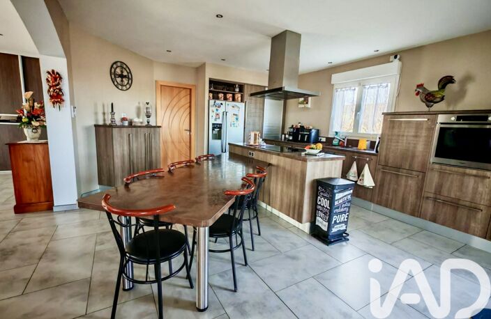 Vente Maison/villa 6 pièces — photo 3