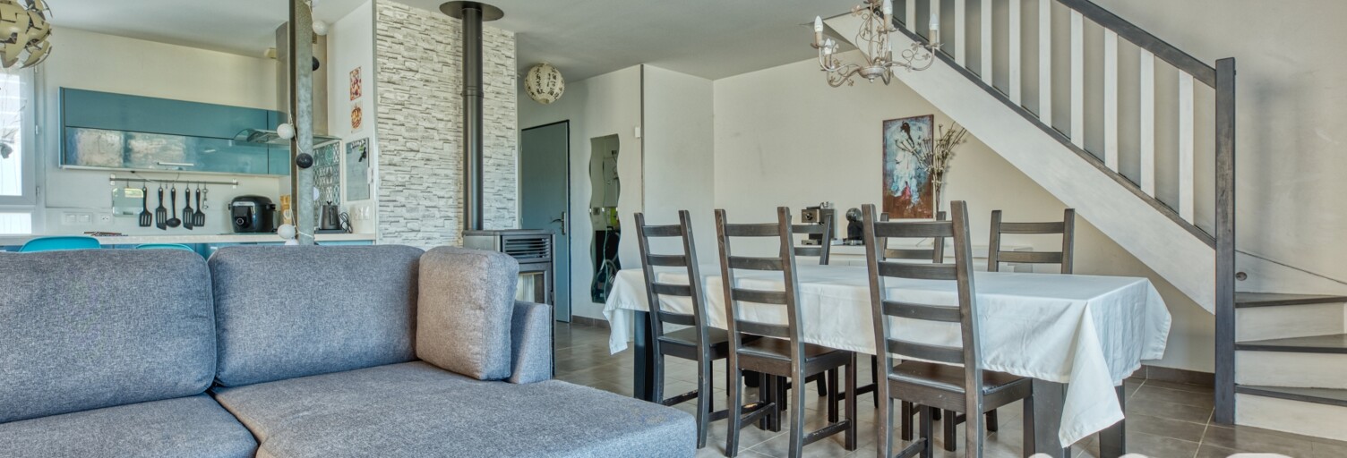 Maison 4 Pièces 90 m² à vendre à Saint-Caprais-de-Bordeaux (33880)