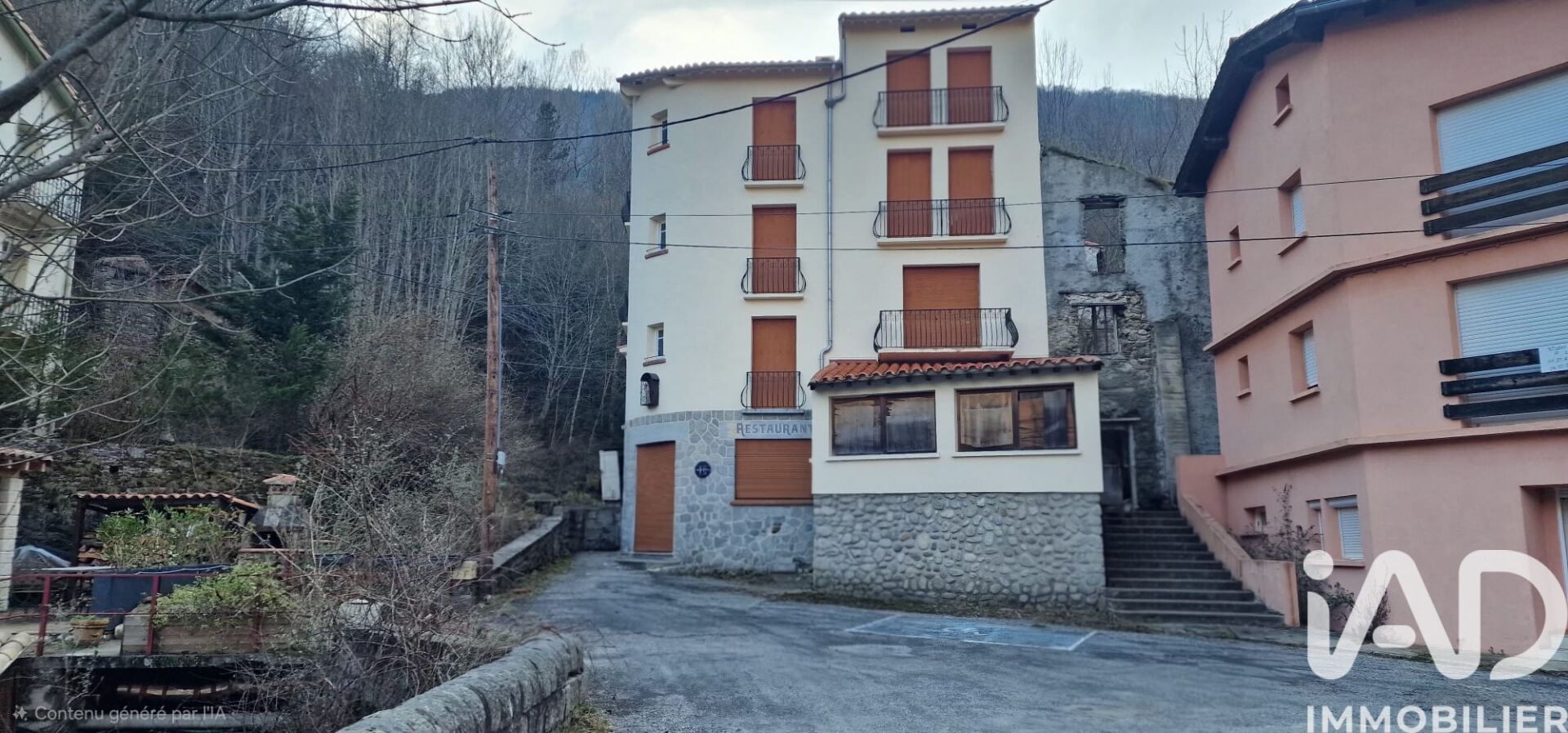 Prats-De-Mollo-La-Preste - 376m² - 25p.