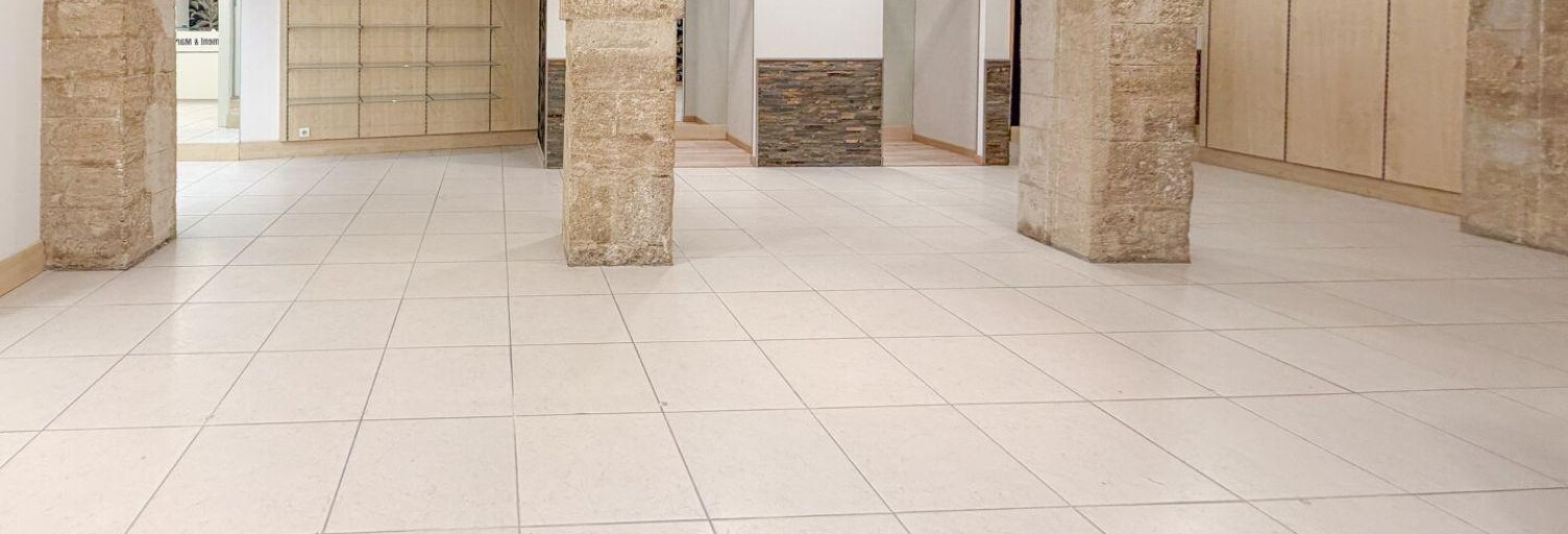 Commerce  145 m² à louer à Pertuis (84120)