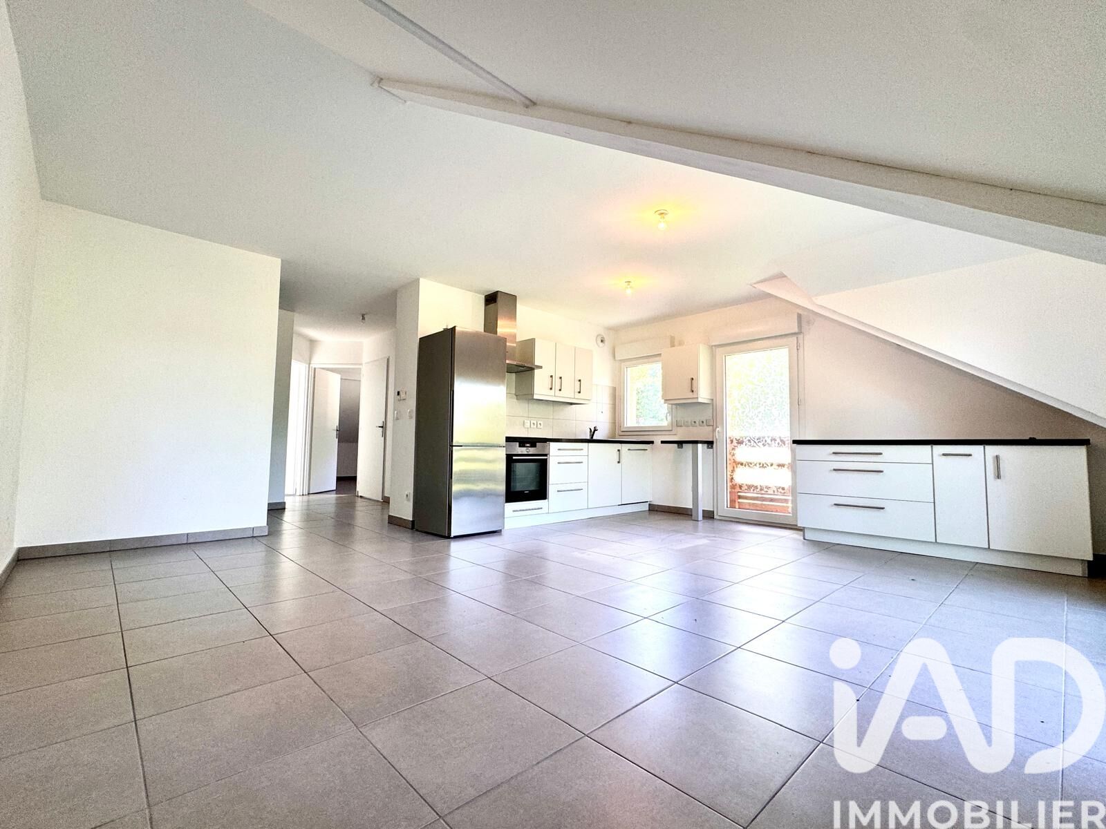 Vente Appartement 3 pièces - Photo 3